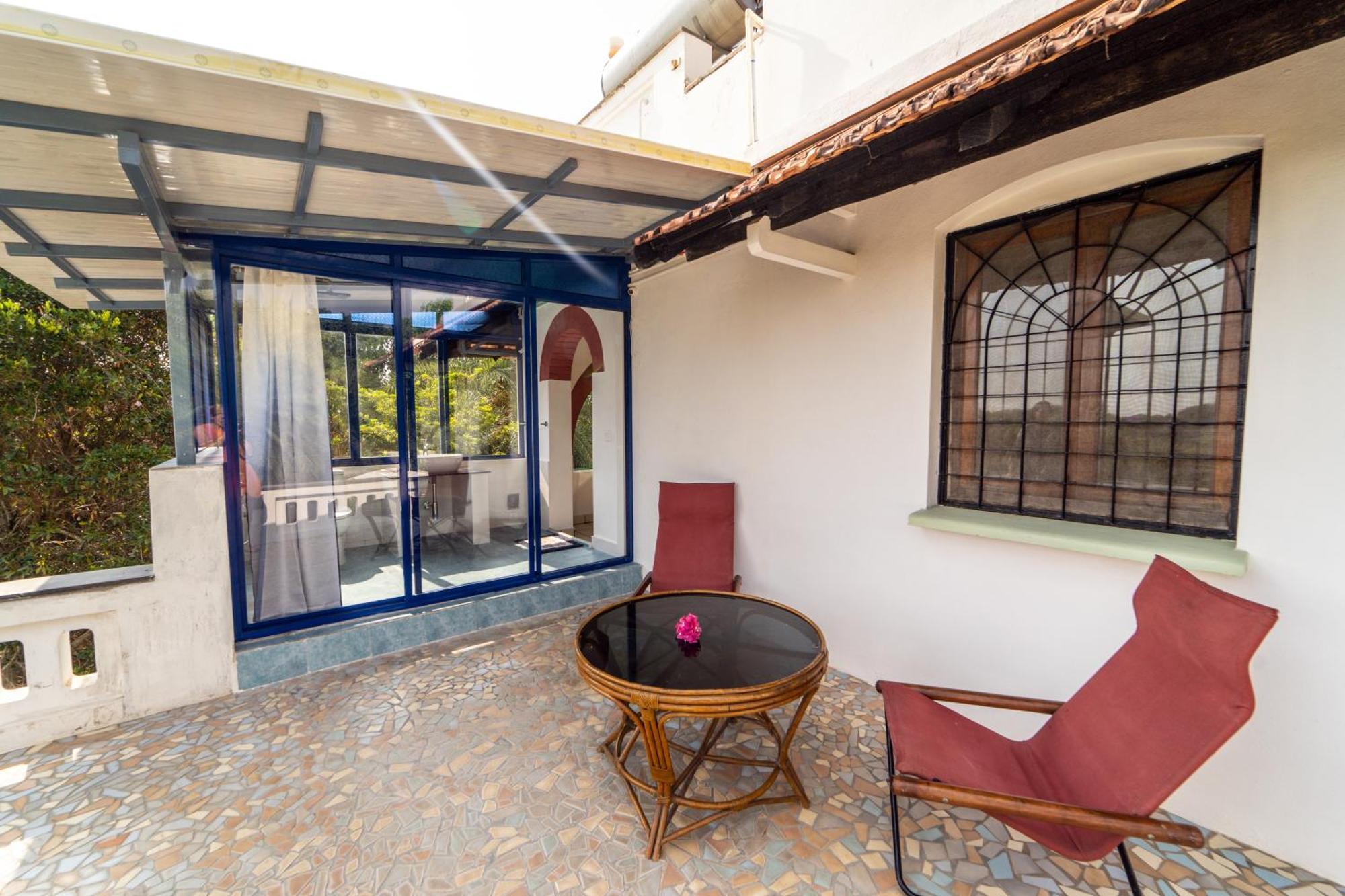 Gaia'S Garden Guest House Auroville Room photo