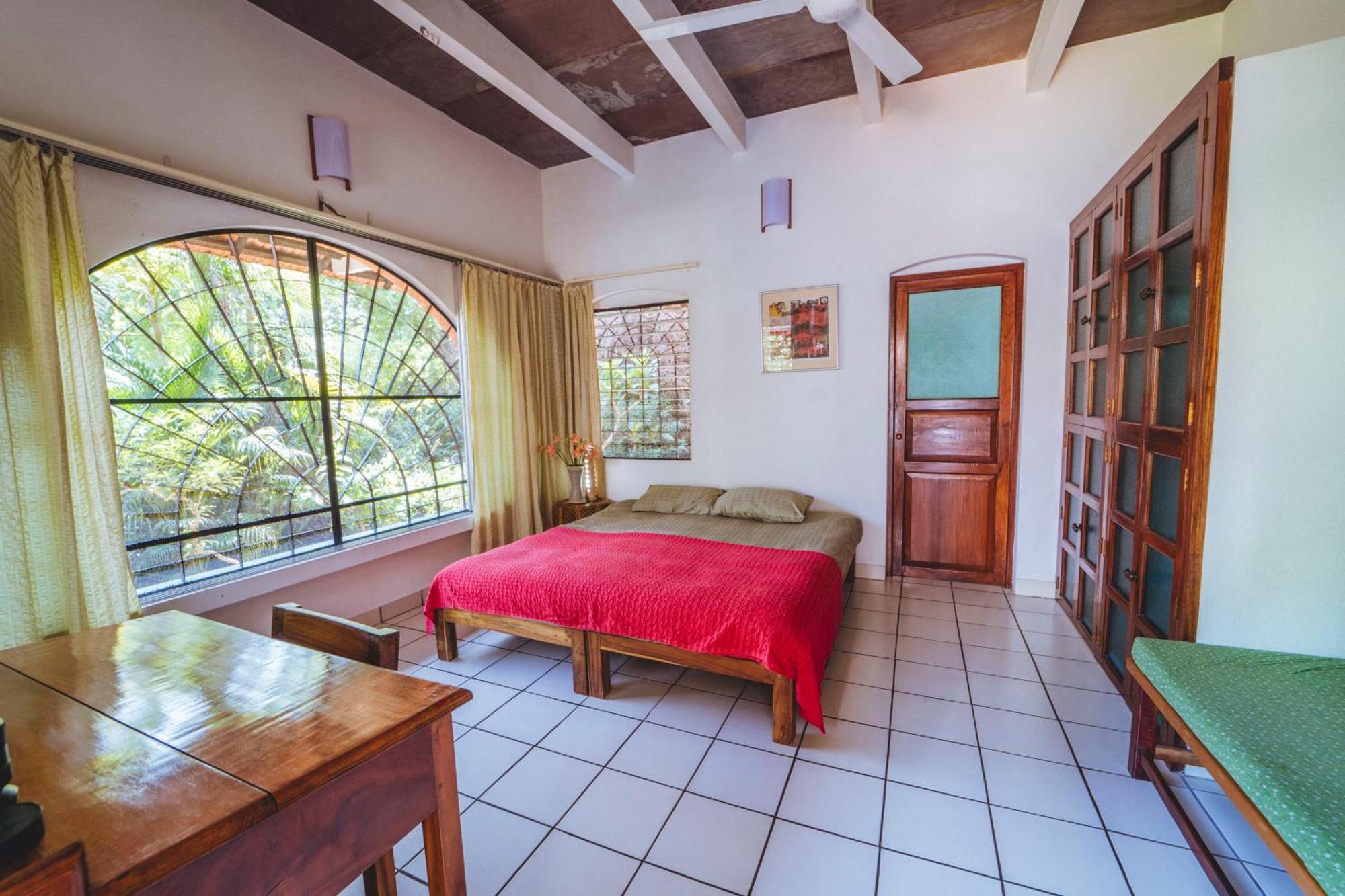 Gaia'S Garden Guest House Auroville Room photo
